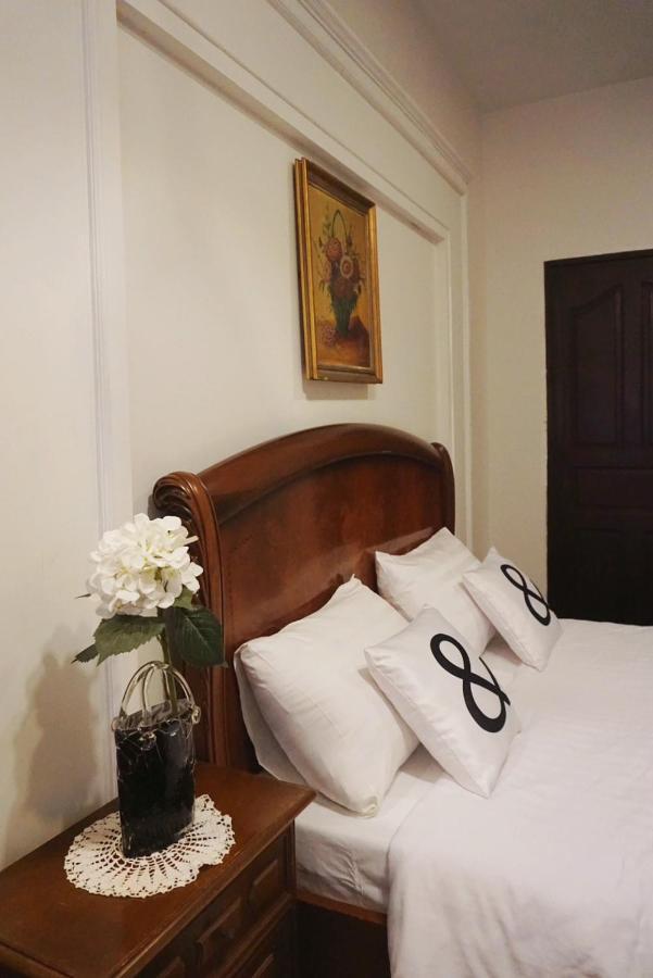 Manee Guesthouse And Record บ้านมานี Chiang Mai Exterior photo