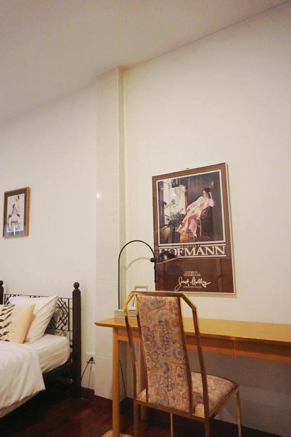 Manee Guesthouse And Record บ้านมานี Chiang Mai Exterior photo